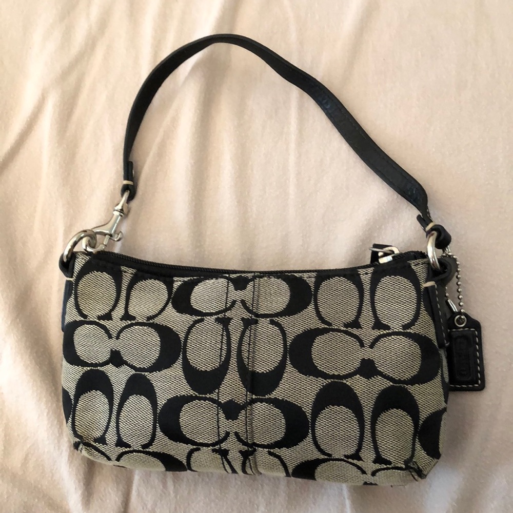 Wristlet